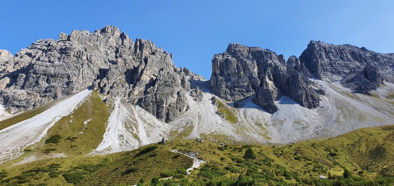 Gastehaus Landhaus Tyrol Otel Gries im Sellrain Dış mekan fotoğraf